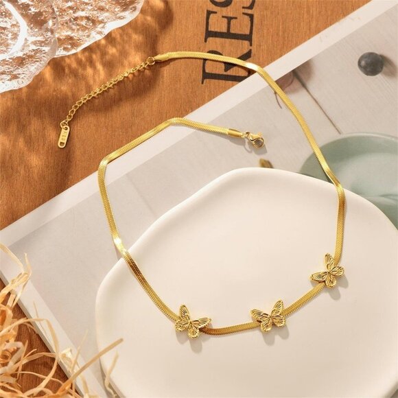 Elegant Exquisite Butterfly Snake Bone Necklace - Picture 6 of 6